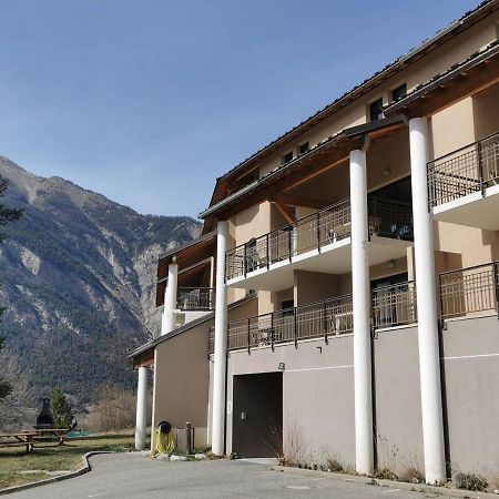 Studio 4 Personnes Avec Piscine Et Sauna - Residence Chateau Des Magnans - Jausiers - Fr-1-165B-45 Dış mekan fotoğraf