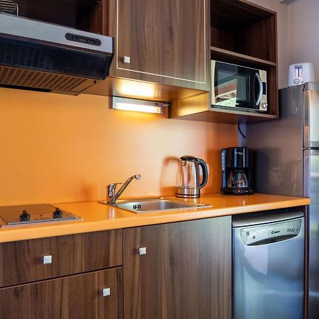 Studio 4 Personnes Avec Piscine Et Sauna - Residence Chateau Des Magnans - Jausiers - Fr-1-165B-45 Dış mekan fotoğraf